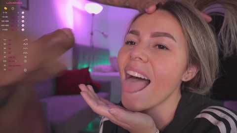 Media: xhxoxtxsxex Chaturbate 2023-09-20 11:00:00