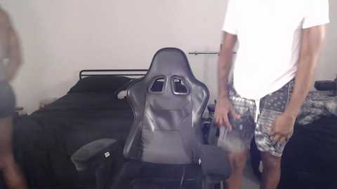 Media: loveleexd21 Chaturbate 2023-09-22 03:44:00