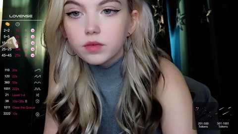 small_blondee @ chaturbate on 20230922
