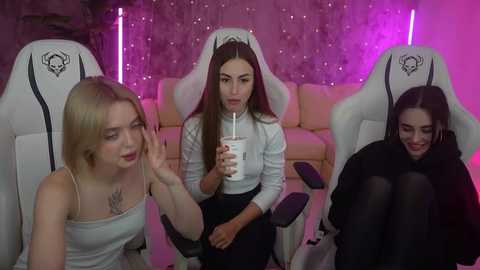 Media: anabel054 Chaturbate 2023-09-23 18:47:00