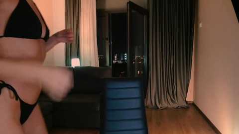 Media: bitter_moon Chaturbate 2023-09-23 19:48:00
