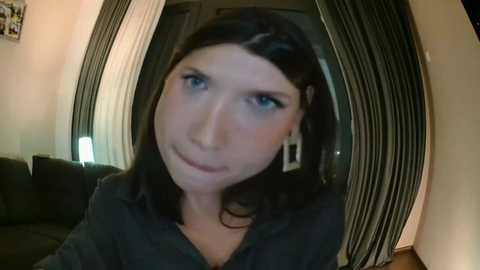 Media: bitter_moon Chaturbate 2023-09-23 21:43:00