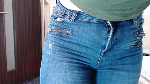 Media: carmela_fox Chaturbate 2023-09-23 12:52:00
