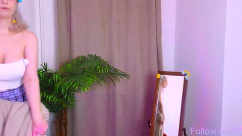 Media: joyce_coy Chaturbate 2023-09-23 18:01:00