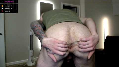 Media: thebrentsavage Chaturbate 2023-09-23 03:06:00