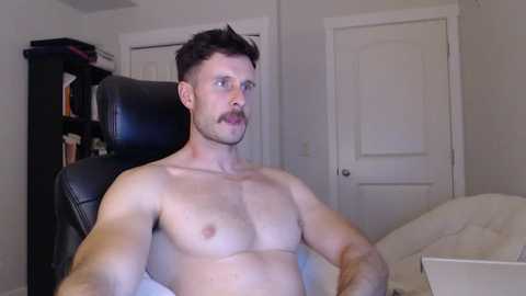 lancellot99 @ chaturbate on 20230924