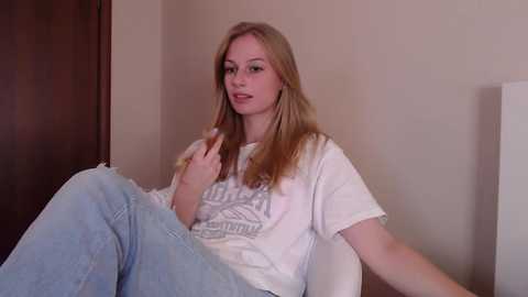 Media: magic_couple13 Chaturbate 2023-09-25 14:30:00