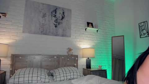 Media: riskyproject Chaturbate 2023-09-25 04:58:00
