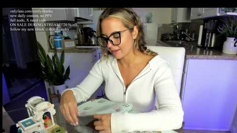 Media: befxckingnice Chaturbate 2023-09-27 00:57:00