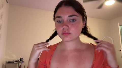 Media: queencassidyy Chaturbate 2023-09-27 05:56:00