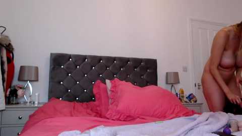 Media: bigboobiebabex Chaturbate 2023-09-28 13:35:00
