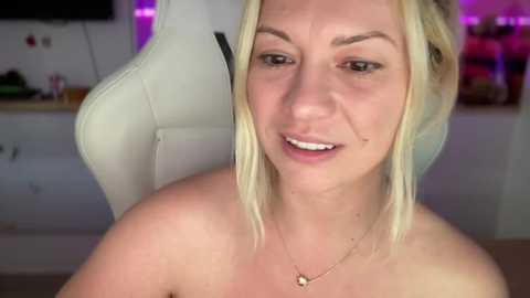 Media: kiradivine Chaturbate 2023-09-28 11:36:00