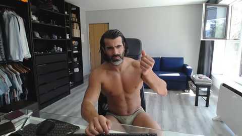 Media: latino23bom Chaturbate 2023-09-28 14:31:00