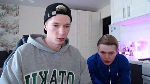 Media: mikewate Chaturbate 2023-09-28 12:45:00