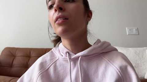 rosykindred @ chaturbate on 20230928