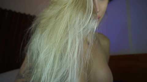 Media: touch_me_if_you_can Chaturbate 2023-09-28 11:20:00