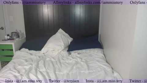 Media: iammisstery Chaturbate 2023-09-30 09:44:00