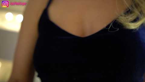 Media: imrealsugar Chaturbate 2023-09-30 20:38:00