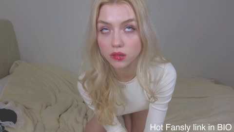 Media: elizabethmad Chaturbate 2023-10-01 04:07:00
