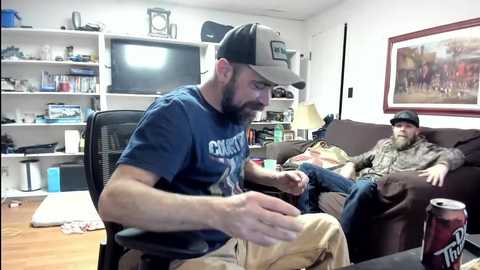 Media: hardworkertn Chaturbate 2023-10-01 16:16:00