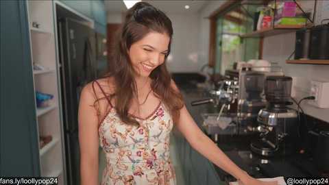 Media: loollypop24 Chaturbate 2023-10-01 17:54:00