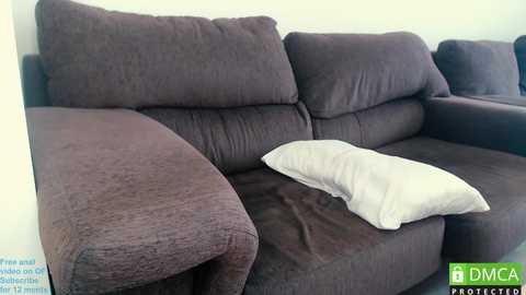 Media: marylou2000 Chaturbate 2023-10-01 17:09:00
