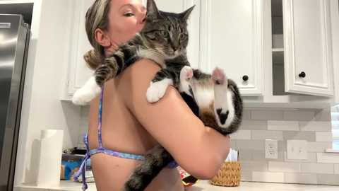 Media: texas_blonde Chaturbate 2023-10-01 17:24:00
