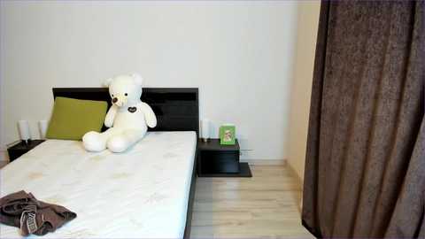 Media: inwardly_beautyy Chaturbate 2023-10-02 20:52:00