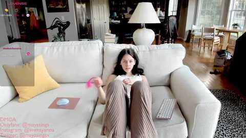 Media: mayasings Chaturbate 2023-10-02 21:58:00