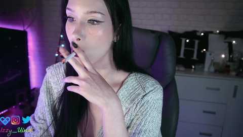 Media: uindi Chaturbate 2023-10-02 20:44:00