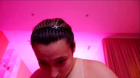 Media: aveksmr Chaturbate 2023-10-03 05:44:00