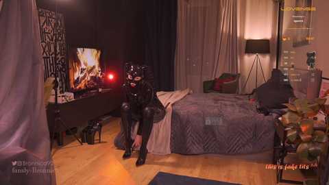 Media: bronnica Chaturbate 2023-10-03 17:12:00