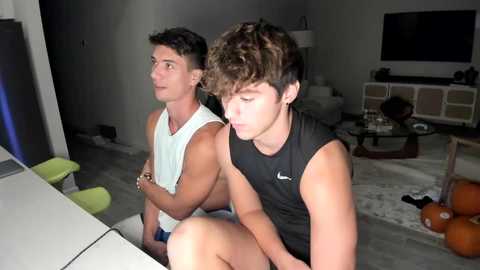 Media: rawr_itsben Chaturbate 2023-10-03 00:38:00