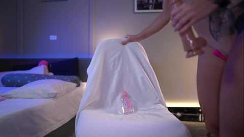 Media: cute__foxy Chaturbate 2023-10-04 04:19:00