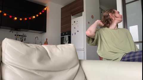 Media: di_n_alex Chaturbate 2023-10-04 11:14:00