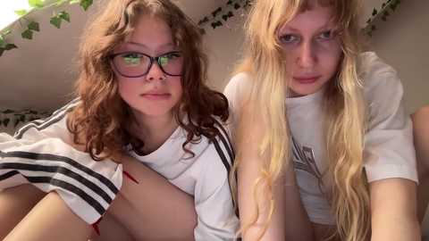 Media: eternal_infinite Chaturbate 2023-10-04 14:06:00