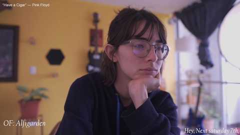 Media: maria_alfonsina_ Chaturbate 2023-10-04 15:46:00