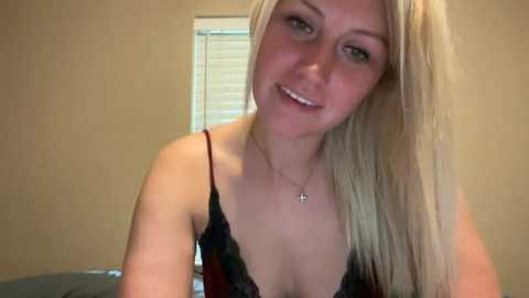 Media: smexxii93 Chaturbate 2023-10-04 16:56:00