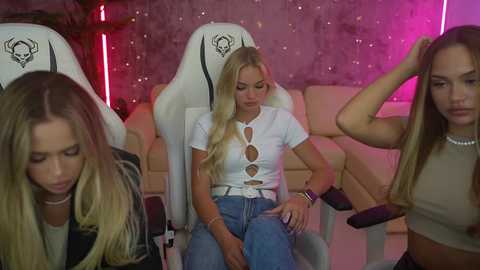 Media: anabel054 Chaturbate 2023-10-05 01:01:00