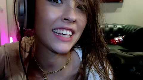 Media: _demi_dee_ Chaturbate 2023-10-06 00:18:00