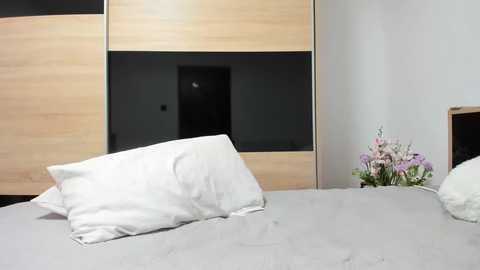 Media: angell6969 Chaturbate 2023-10-06 08:50:00