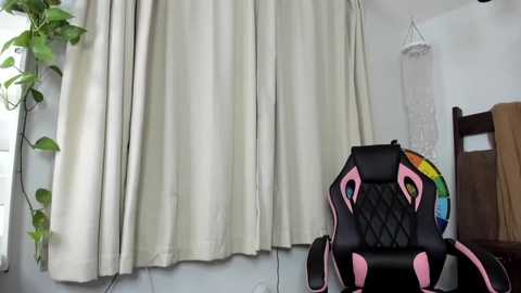 Media: sexyashley_21 Chaturbate 2023-10-06 03:26:00