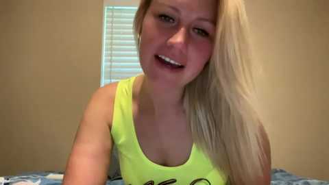 Media: smexxii93 Chaturbate 2023-10-06 16:32:00