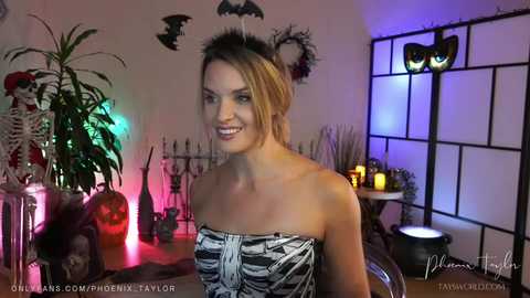 Media: phoenix_taylor Chaturbate 2023-10-07 01:42:00