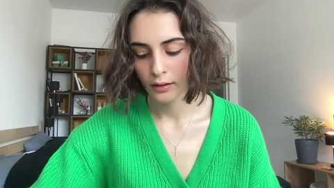 Media: wonderland_stia Chaturbate 2023-10-07 08:06:00