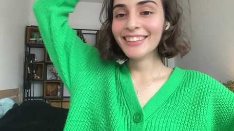 Media: wonderland_stia Chaturbate 2023-10-07 14:33:00