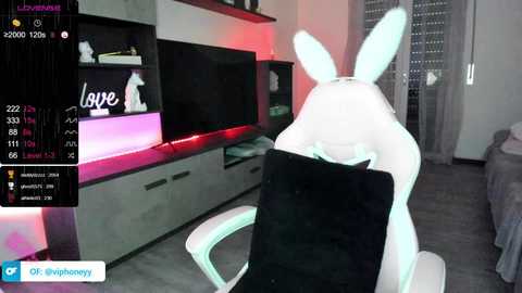 Media: xxxhoneyxx Chaturbate 2023-10-07 03:13:00