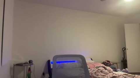 Media: queencassidyy Chaturbate 2023-10-09 05:59:00