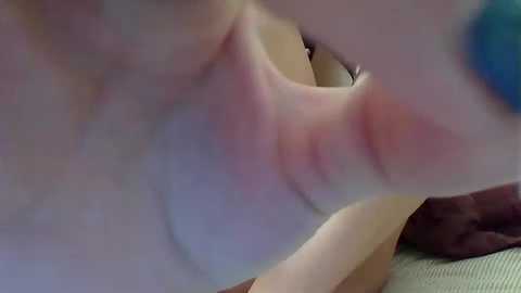 Media: toohorny4college Chaturbate 2023-10-09 13:55:00