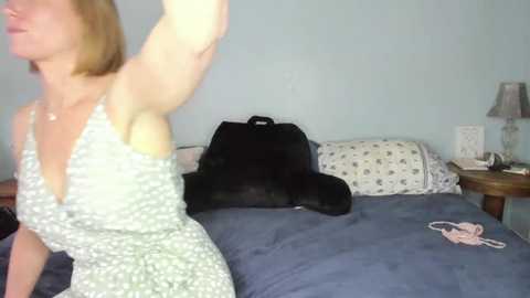 Media: akgingersnaps Chaturbate 2023-10-10 21:32:00